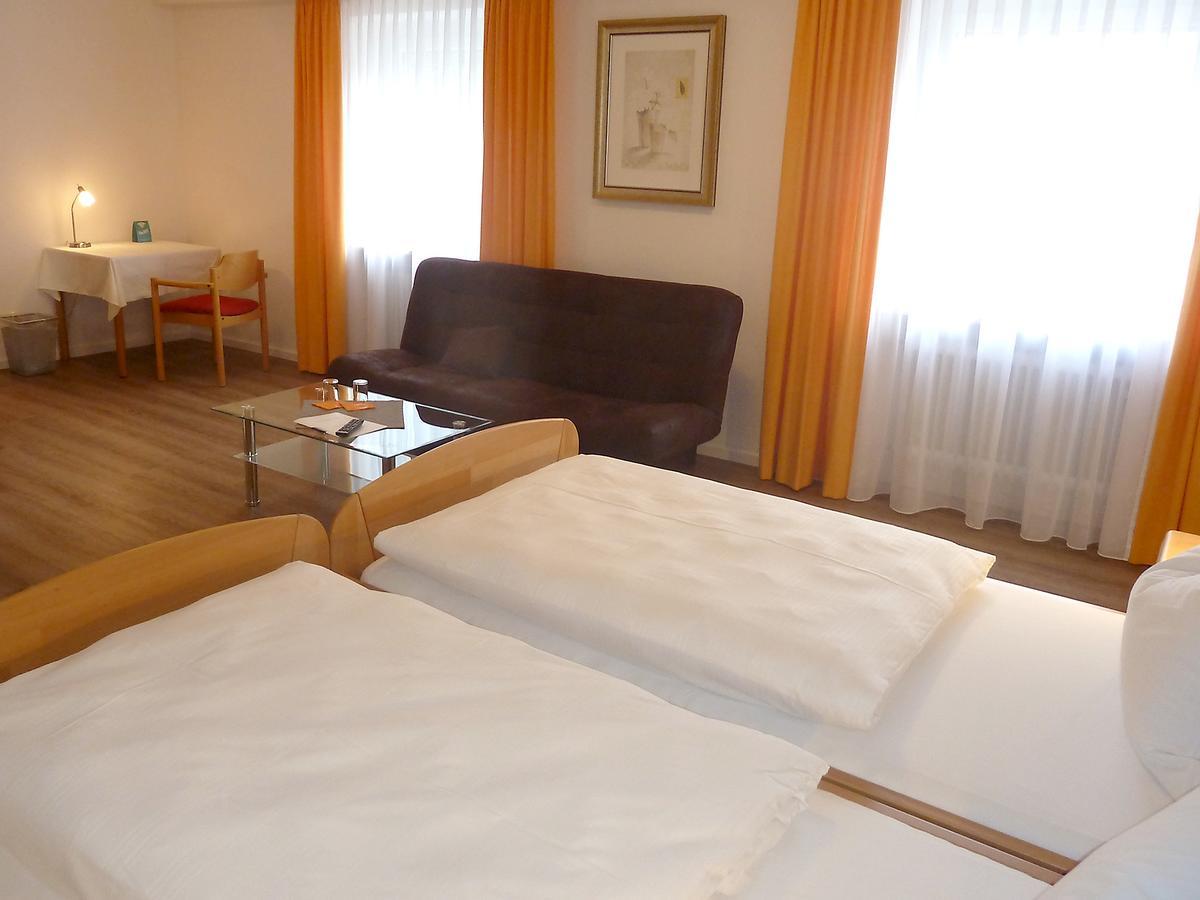 Garni Hotel Leitl Gmbh Eggenfelden Room photo